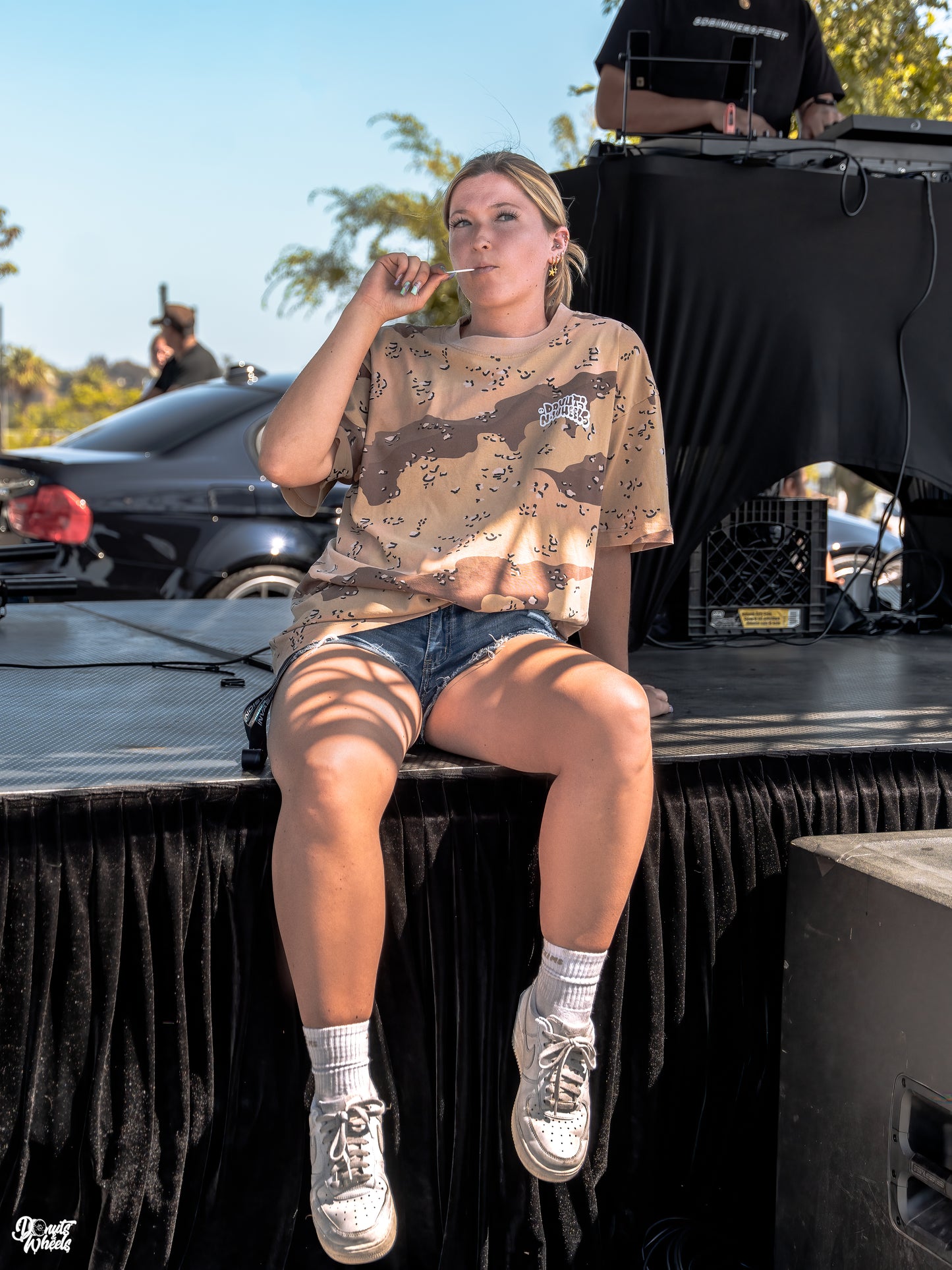 Friends Tee Desert Camo