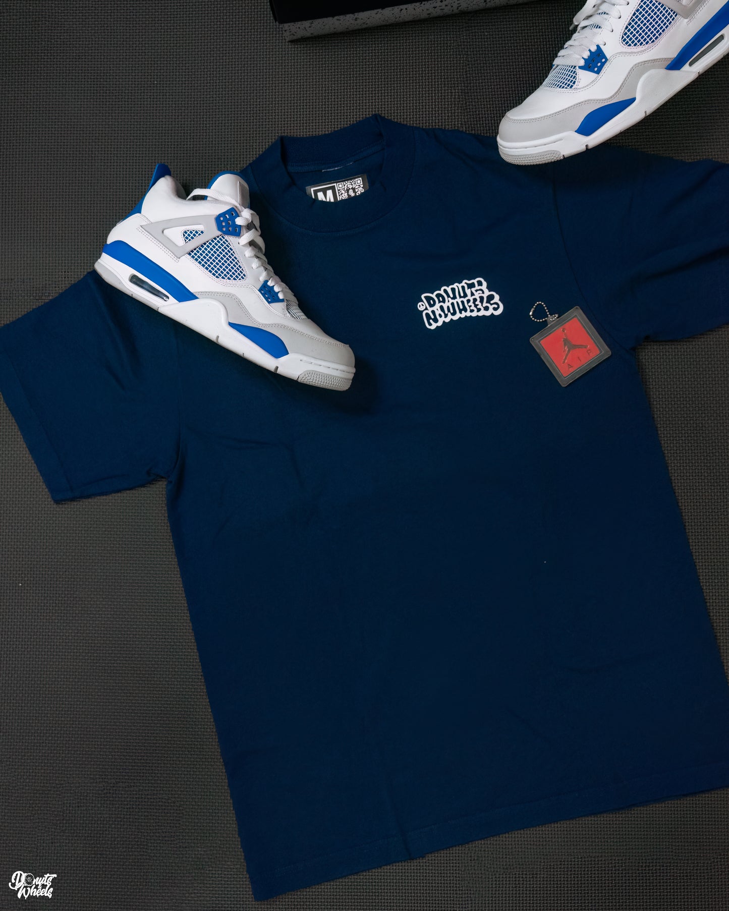 DW "Friends" Tee - Blue